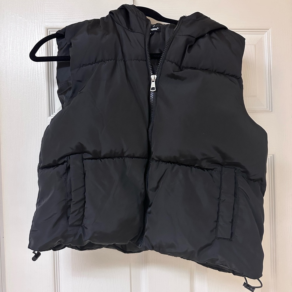 Charlotte Russe Black Puffer Vest